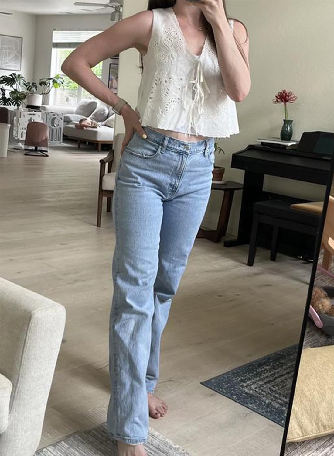 Women's Vest Top Trendy Embroidered Eyelet Tie Front Tops Fashion Crochet Lace Hollow Out Vests